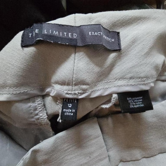 The Limited Capri Pants. Size 12 - Picture 2 of 3